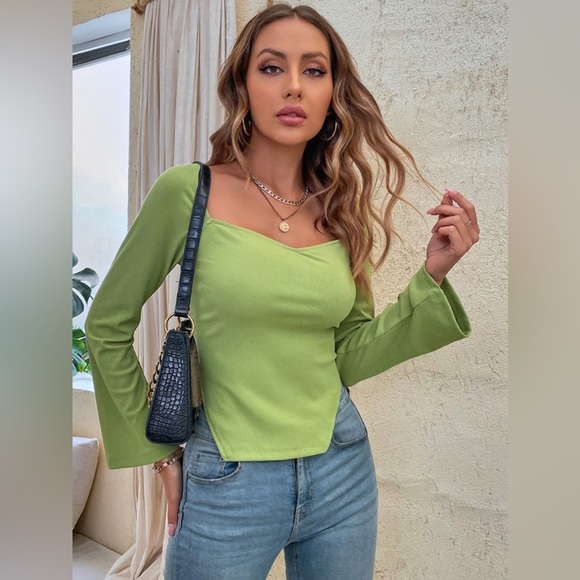 Slit Sweetheart Neck Flare Sleeve T-Shirt - Picture 10 of 15